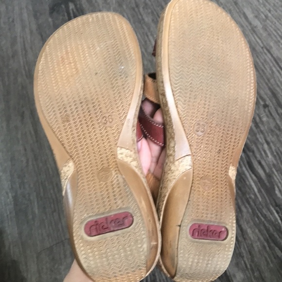 𝅺RIEKER comfortable strappy slip on sandals sz 36 or 5.5 - Picture 6 of 10